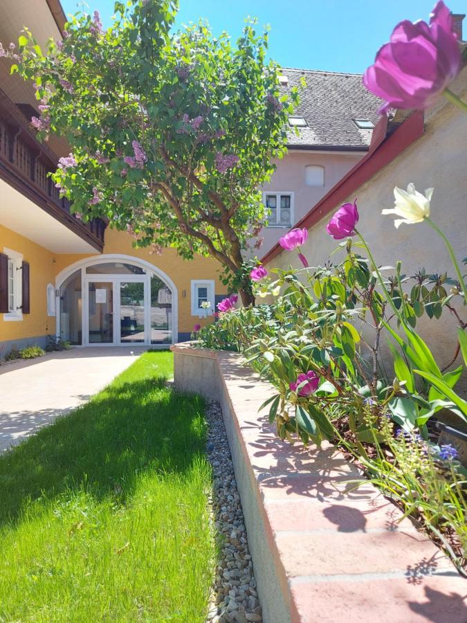 Gaestehaus Ferk - Fruehstueckspension, Bed & Breakfast Bad Radkersburg Buitenkant foto