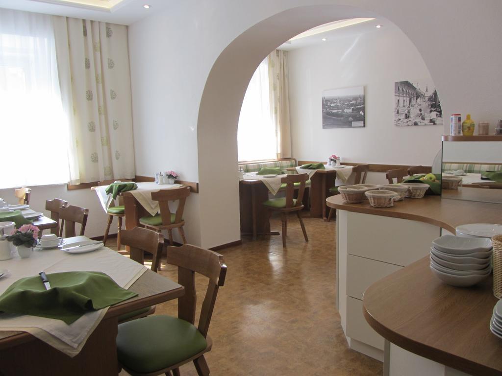 Gaestehaus Ferk - Fruehstueckspension, Bed & Breakfast Bad Radkersburg Buitenkant foto